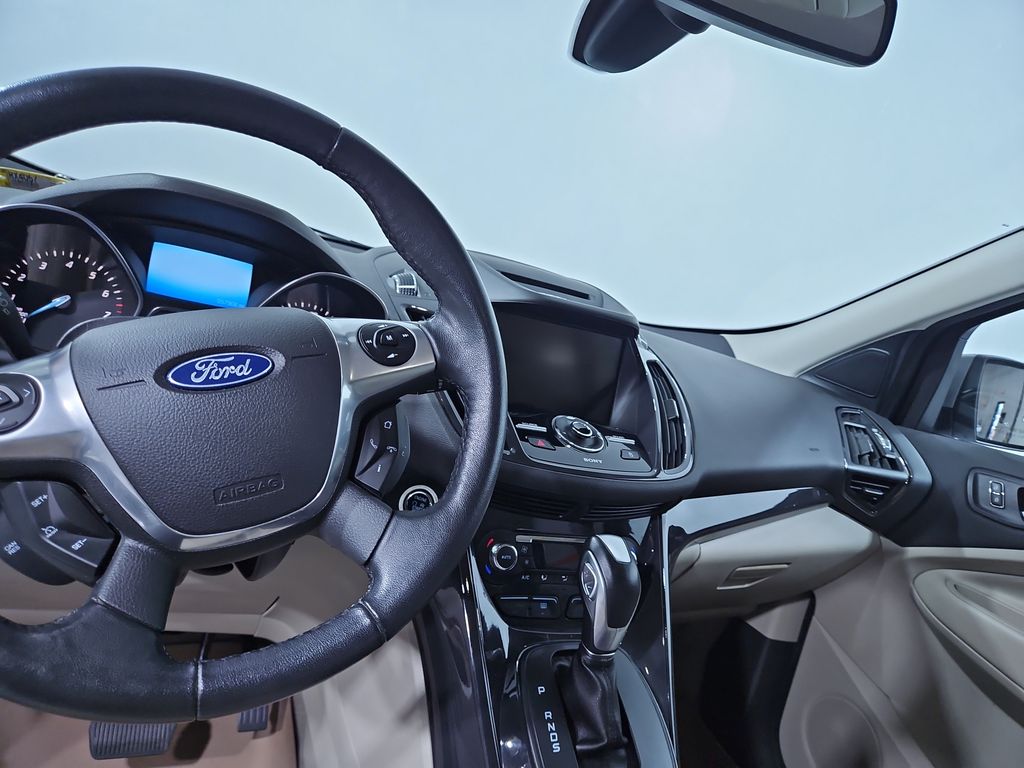 2014 Ford Escape Titanium photo 12