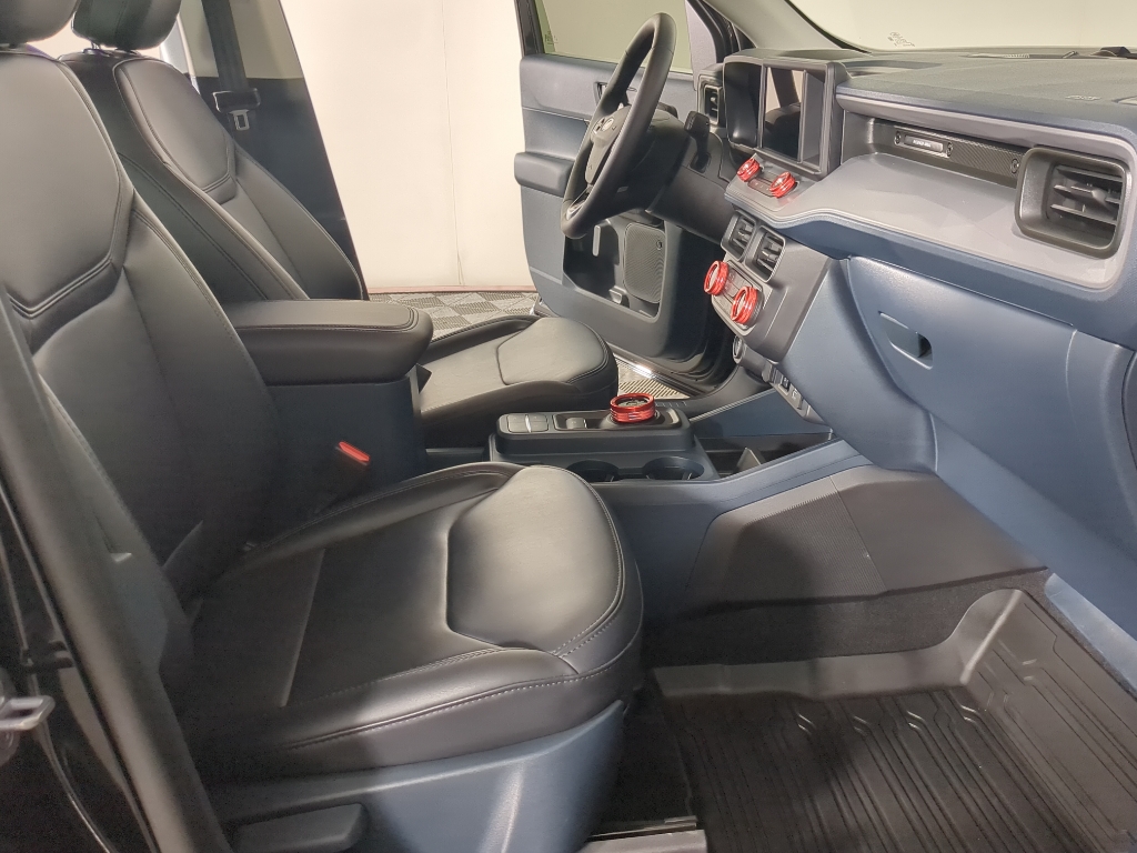 2024 Ford Maverick Lariat photo 14