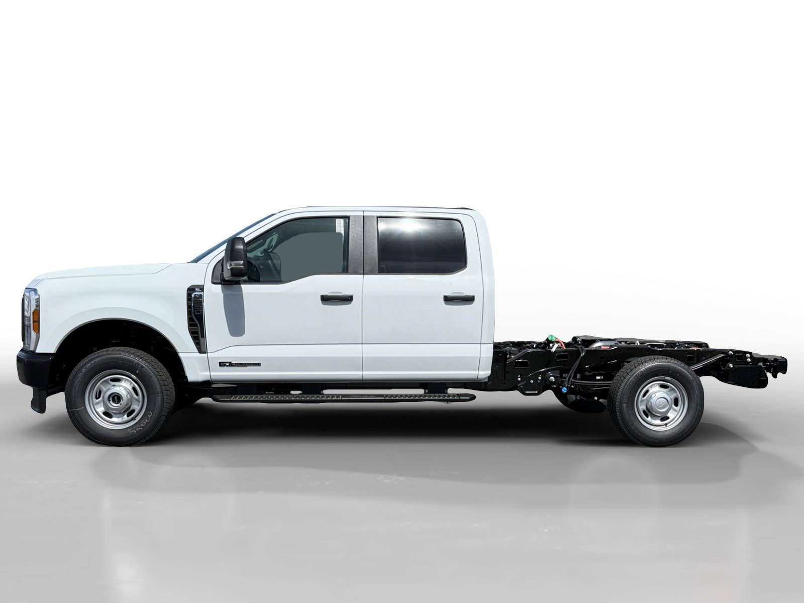2025 Ford F-250 XL photo 2