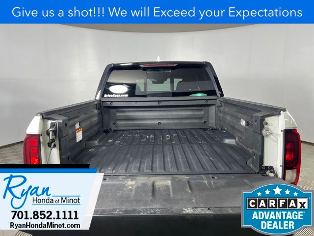 2021 Honda Ridgeline Black Edition photo 4