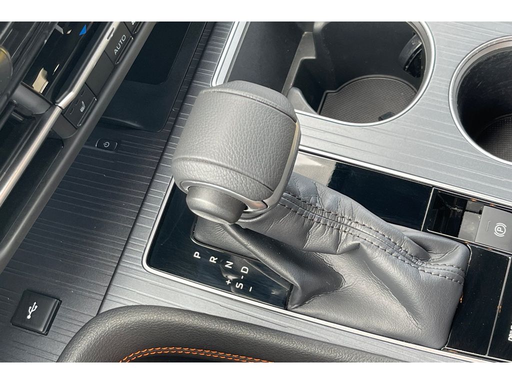 2022 Toyota Sienna XSE photo 29