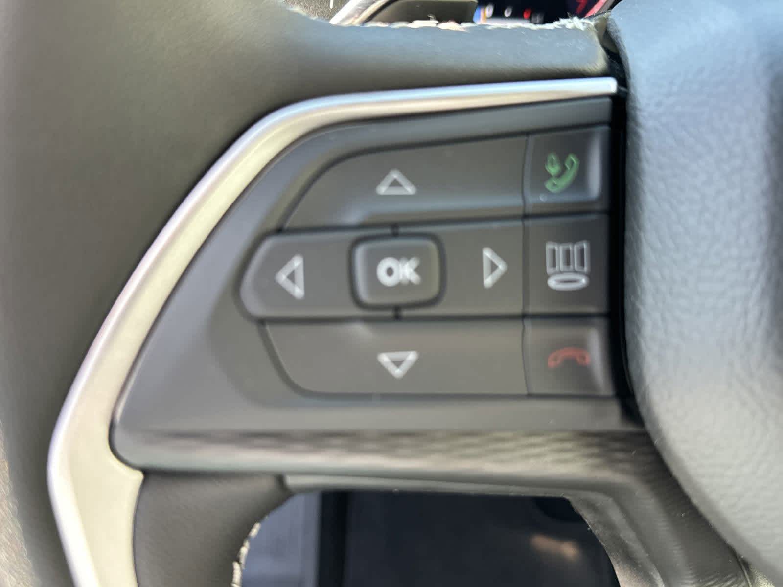 2025 Jeep Grand Cherokee Laredo X photo 27