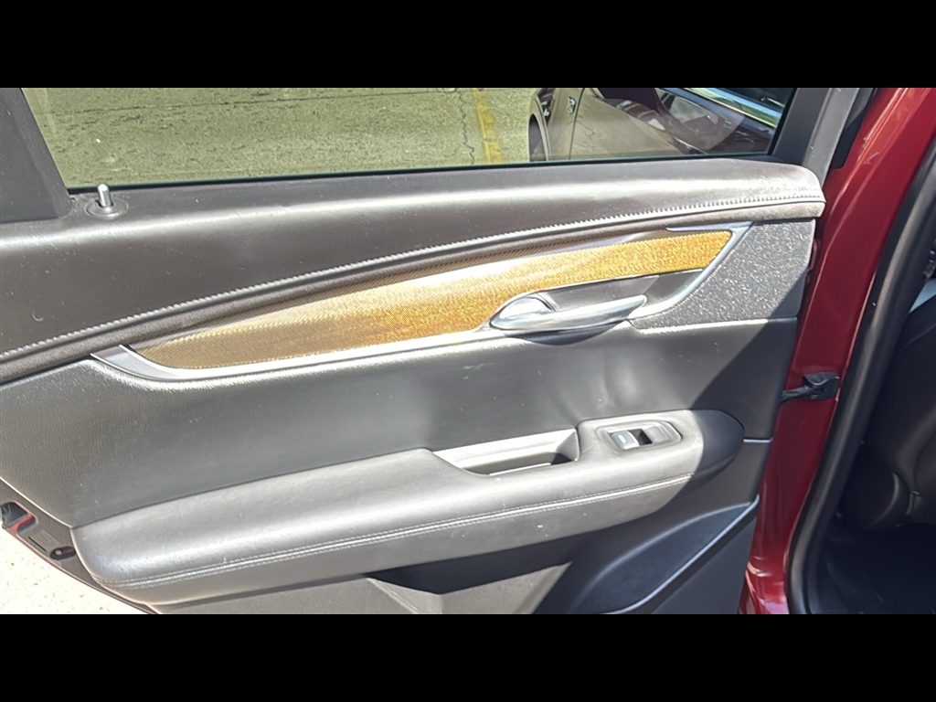 2017 Cadillac XT5 Platinum photo 20