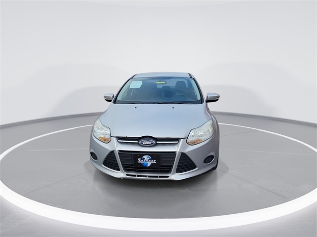 2013 Ford Focus SE photo 3