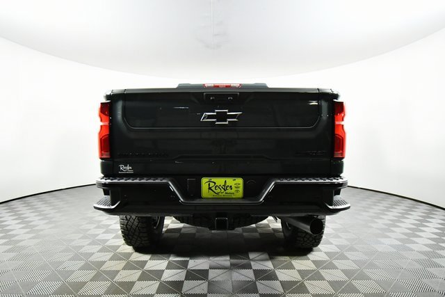 2026 Chevrolet Silverado 2500HD ZR2 photo 11