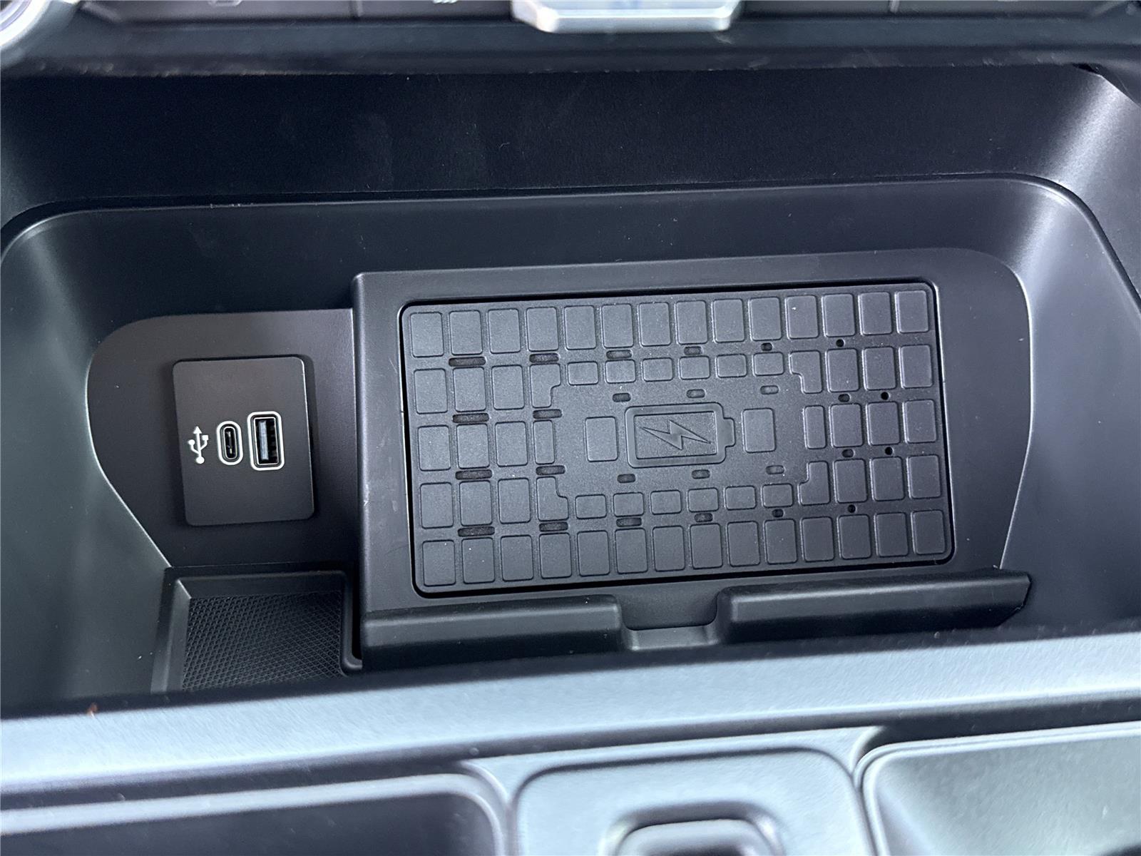 2025 Ford F-150 XLT photo 9