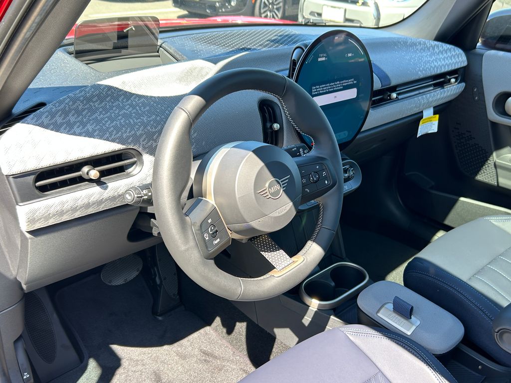 2025 Mini Cooper 4 Door Hardtop Signature photo 13