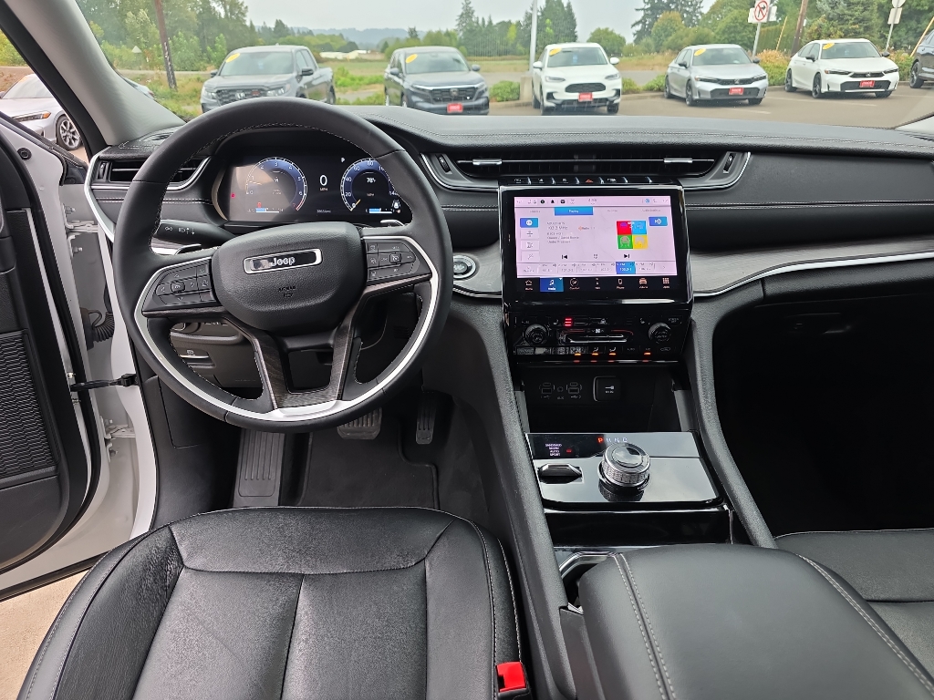 2023 Jeep Grand Cherokee Limited photo 14