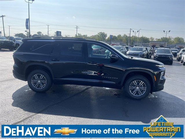 2026 Chevrolet Traverse photo 9