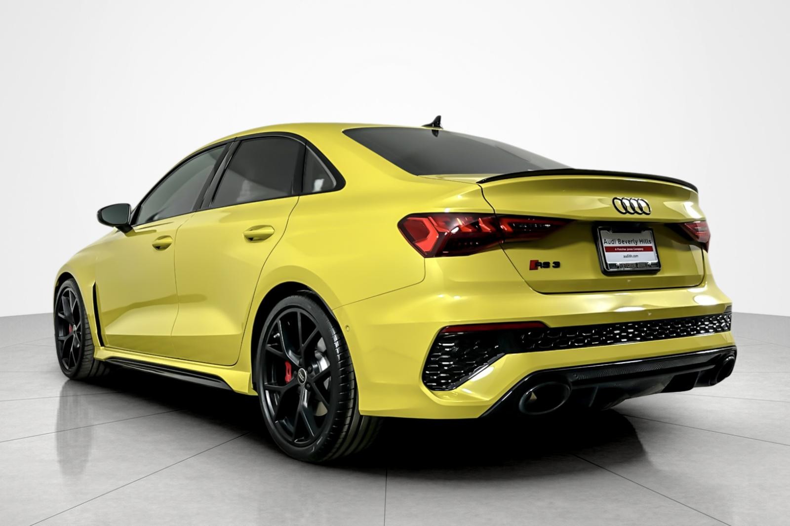 2024 Audi RS 3 photo 3