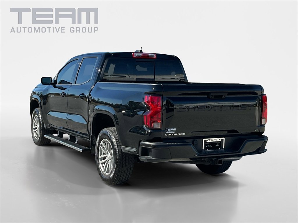 2024 Chevrolet Colorado LT photo 2