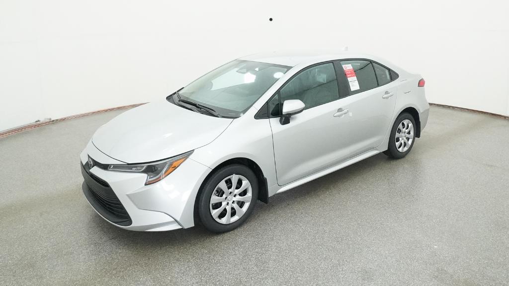 2026 Toyota Corolla LE's photo