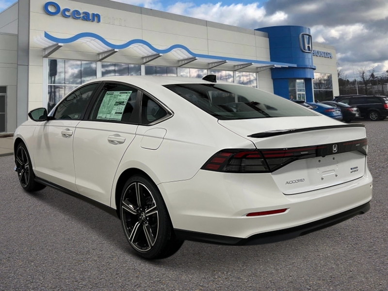 2025 Honda Accord Hybrid Sport photo 3