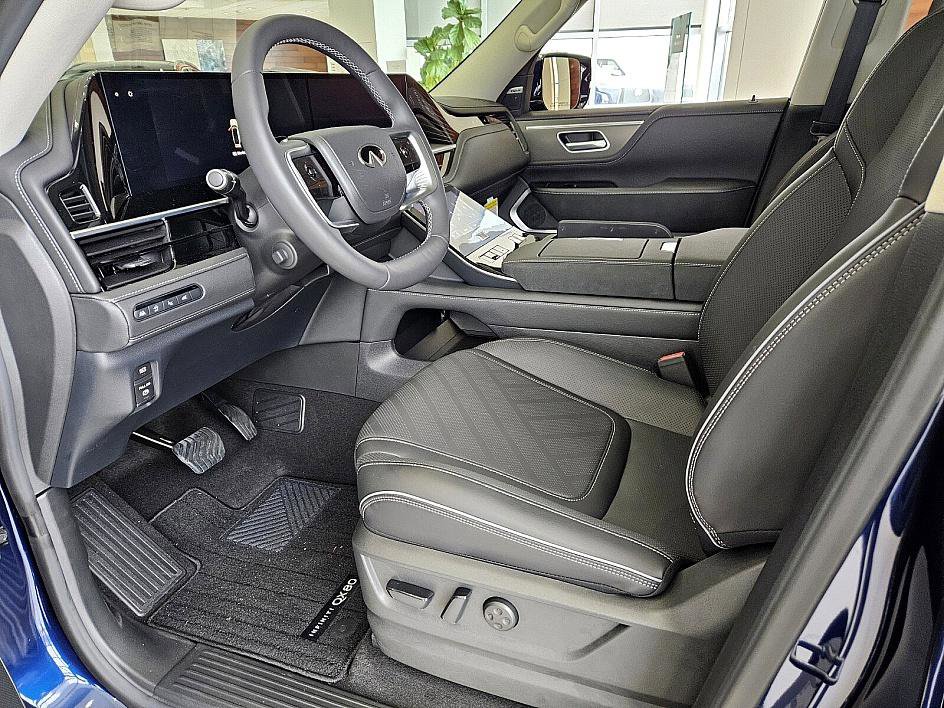 2025 Infiniti QX80 Sensory photo 7