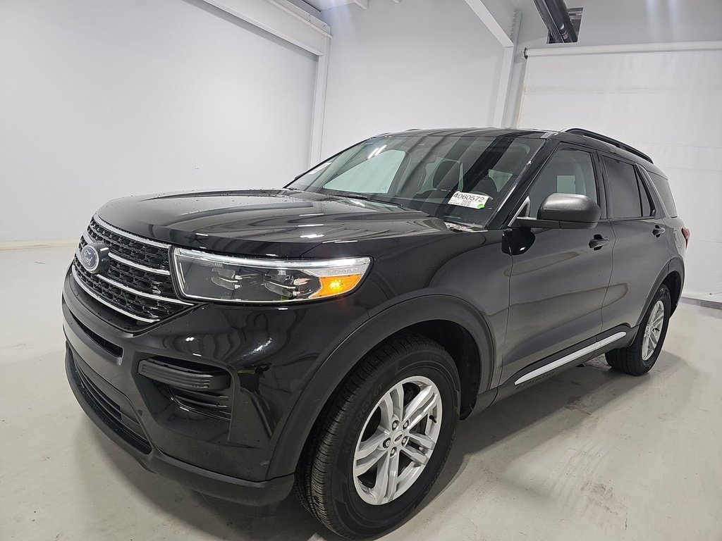 2023 Ford Explorer XLT's photo