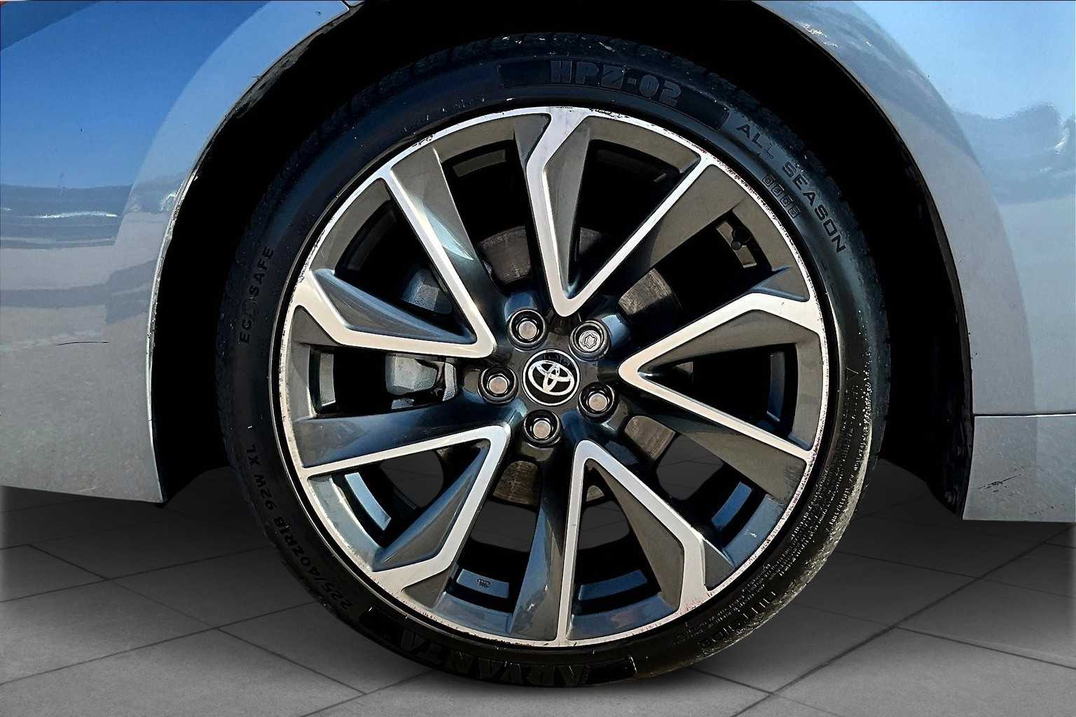 2022 Toyota Corolla SE photo 10