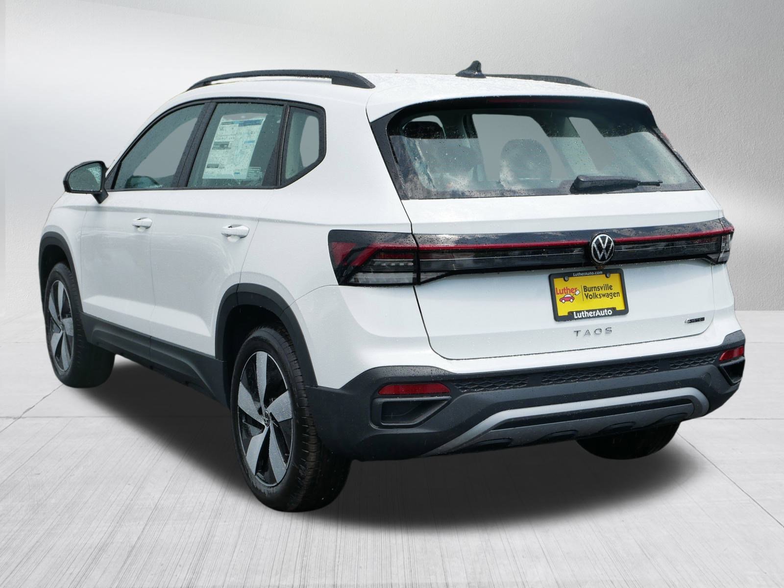 2025 Volkswagen Taos S photo 3