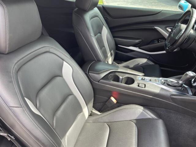 2021 Chevrolet Camaro 2LT photo 9