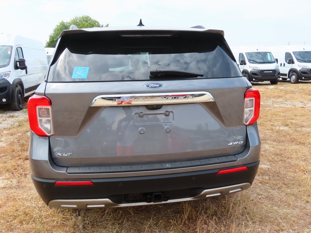 2022 Ford Explorer XLT photo 11