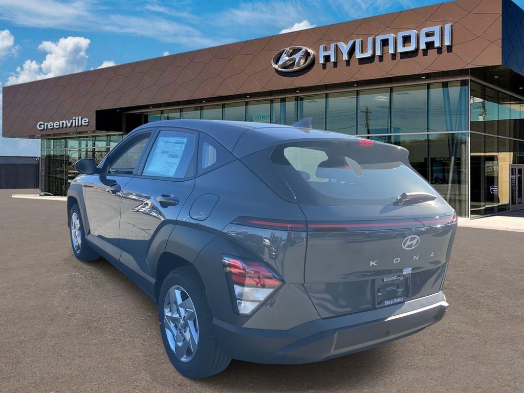 2026 Hyundai Kona SE photo 4