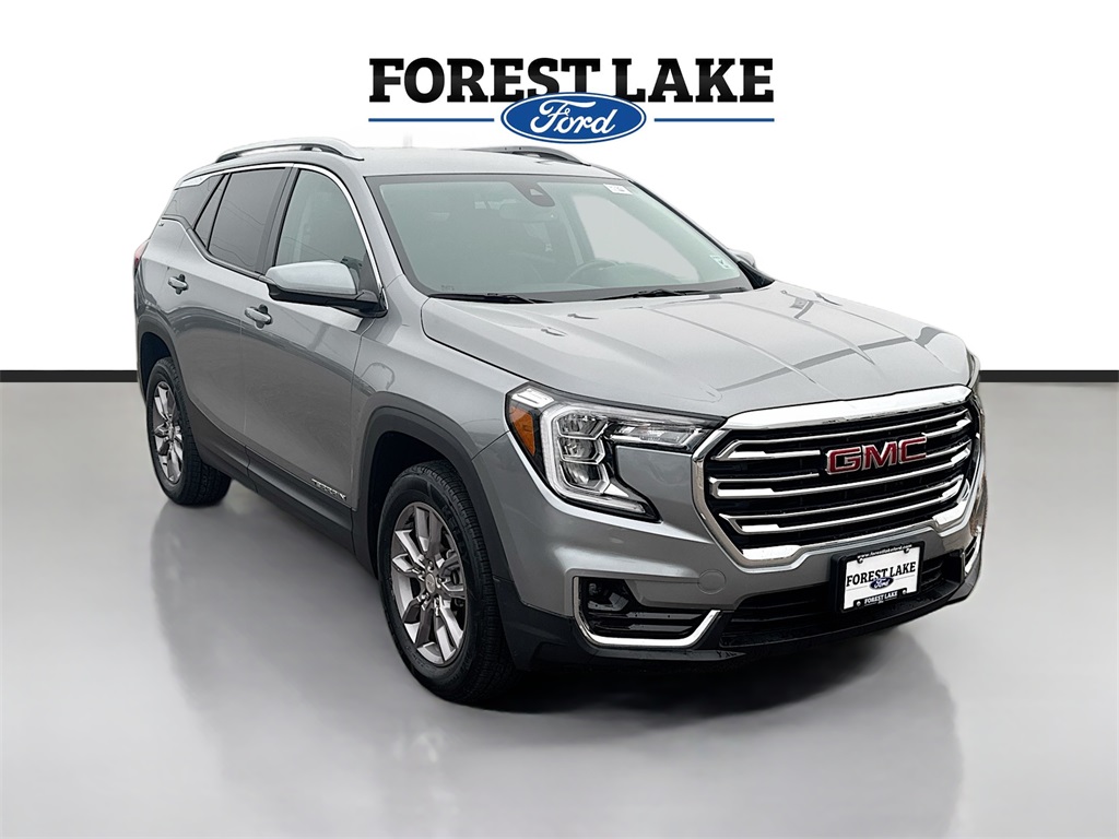 2024 GMC Terrain SLT's photo
