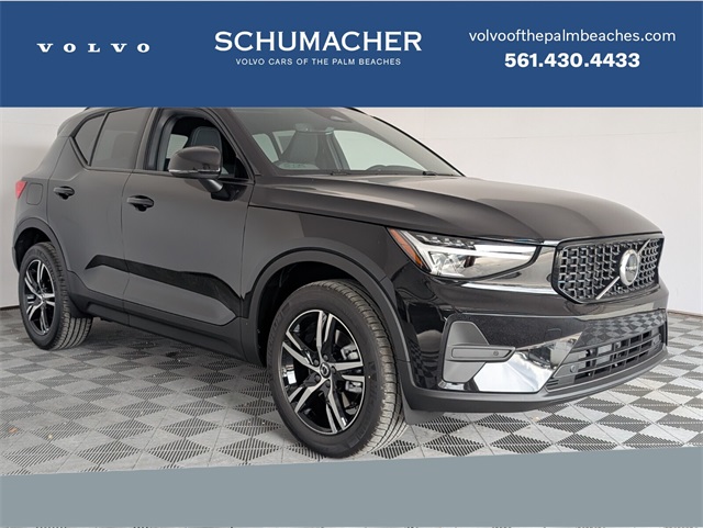 2026 Volvo XC40 Core