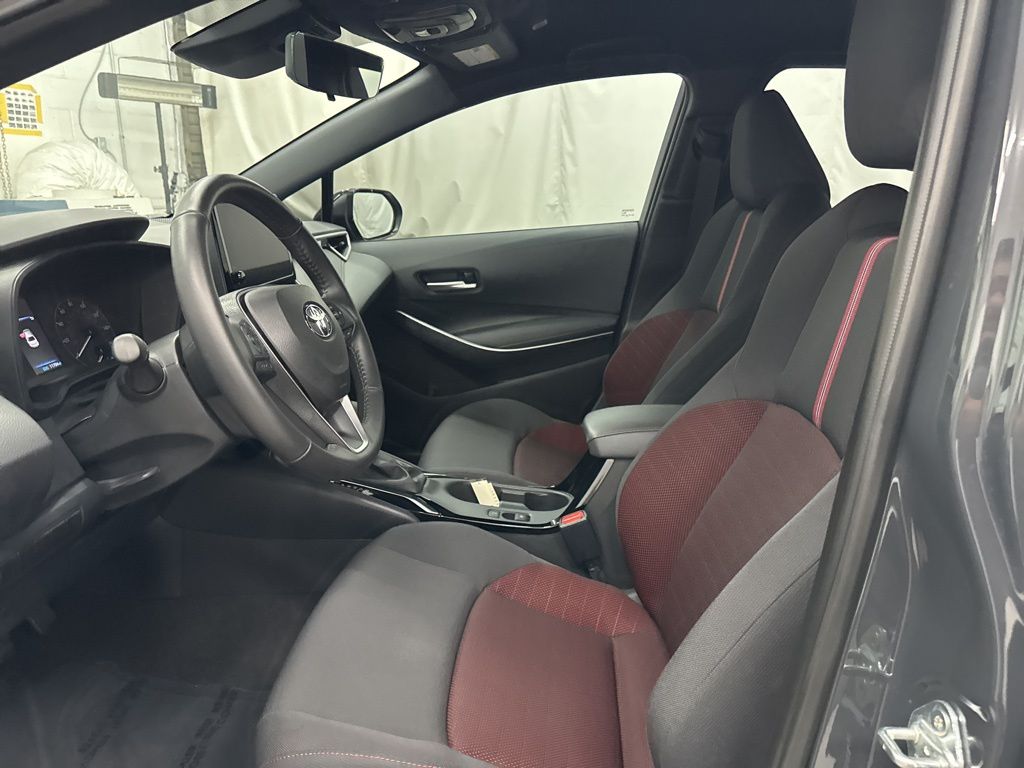 2024 Toyota Corolla SE photo 6