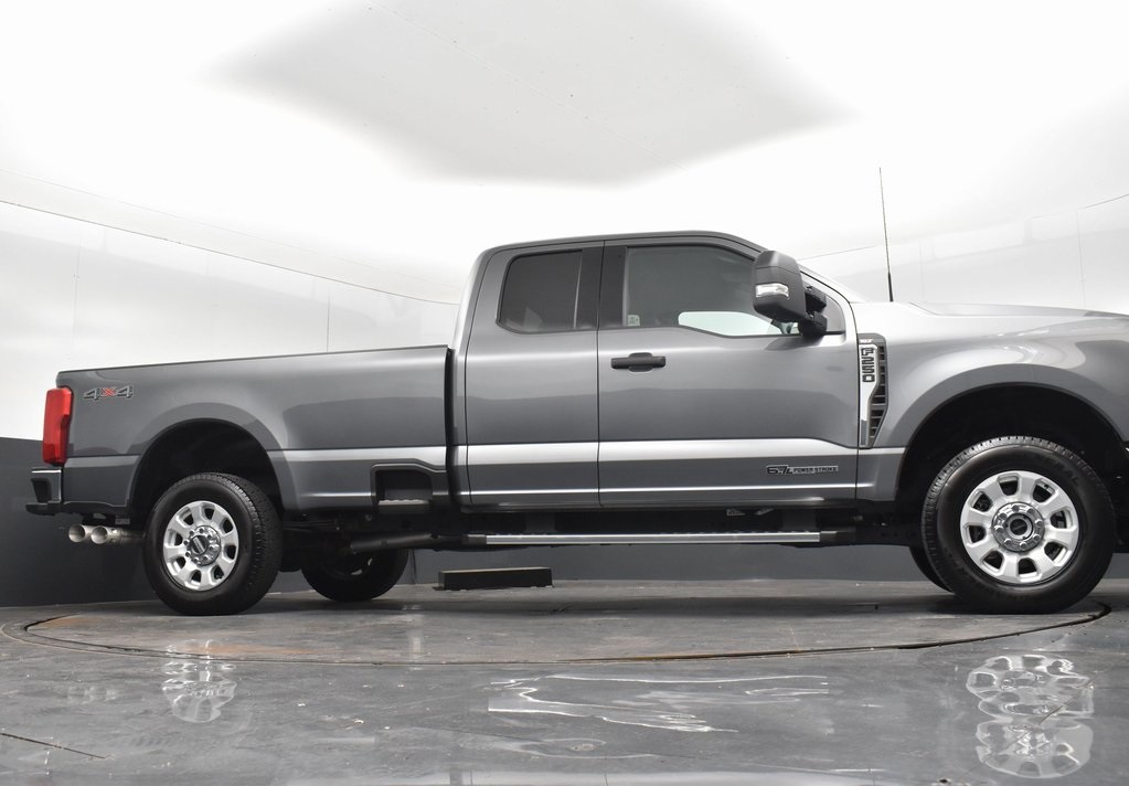 2024 Ford F-250 XLT photo 14