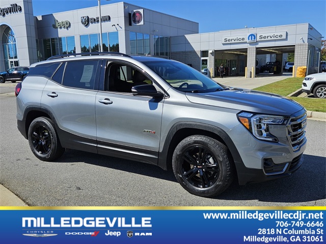 2024 GMC Terrain AT4