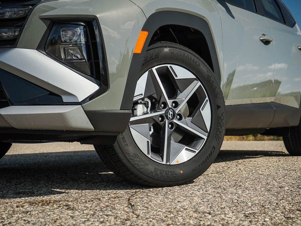 2026 Hyundai Tucson SEL Sport photo 3