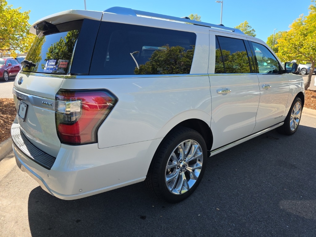 2019 Ford Expedition MAX Platinum photo 4