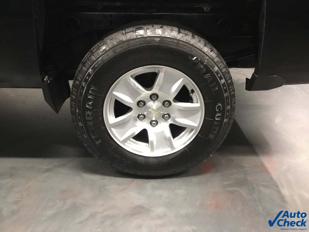 2017 Chevrolet Silverado 1500 LT photo 19