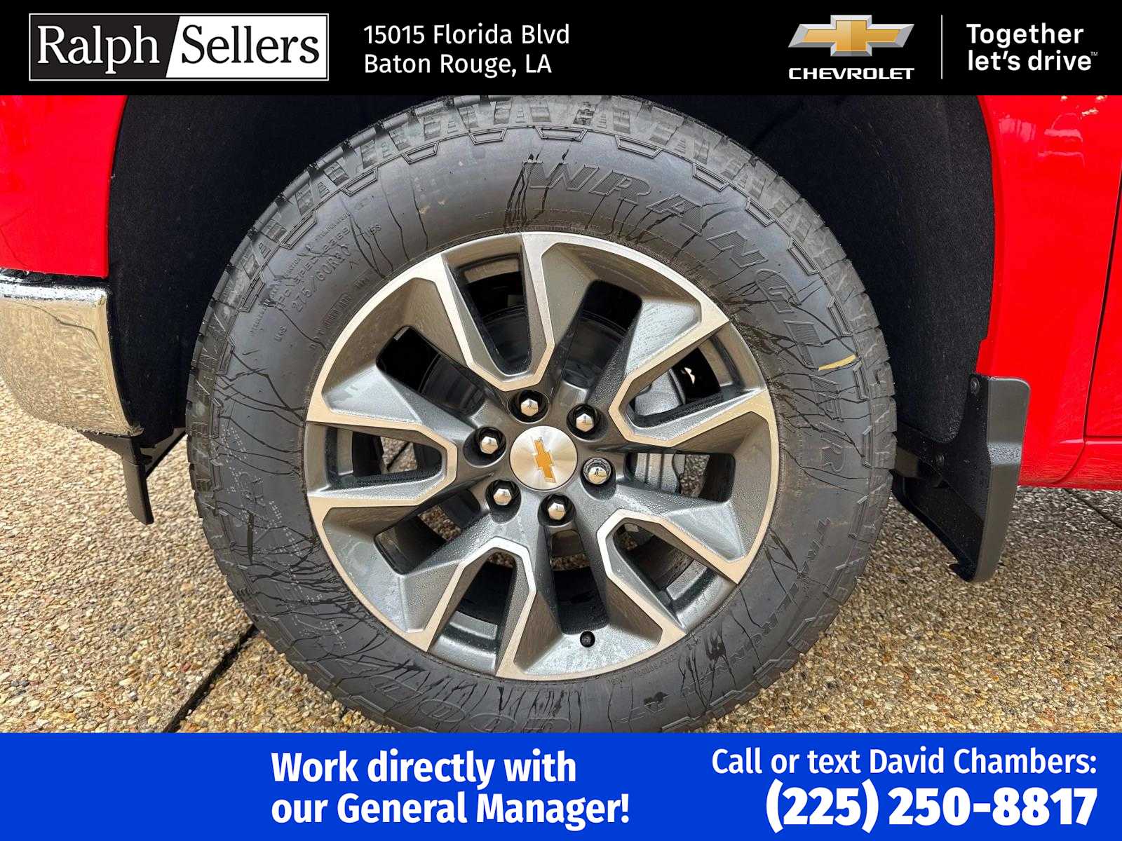 2025 Chevrolet Silverado 1500 LT photo 3