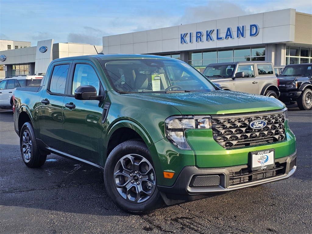 2025 Ford Maverick XLT's photo