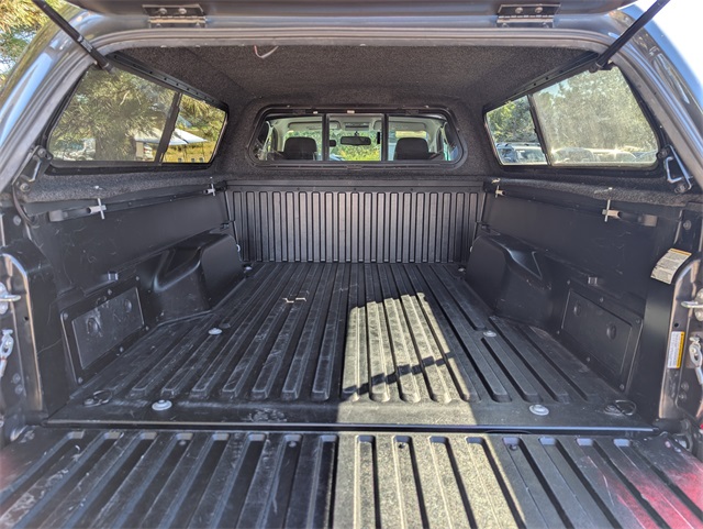 2017 Toyota Tacoma SR5 photo 5