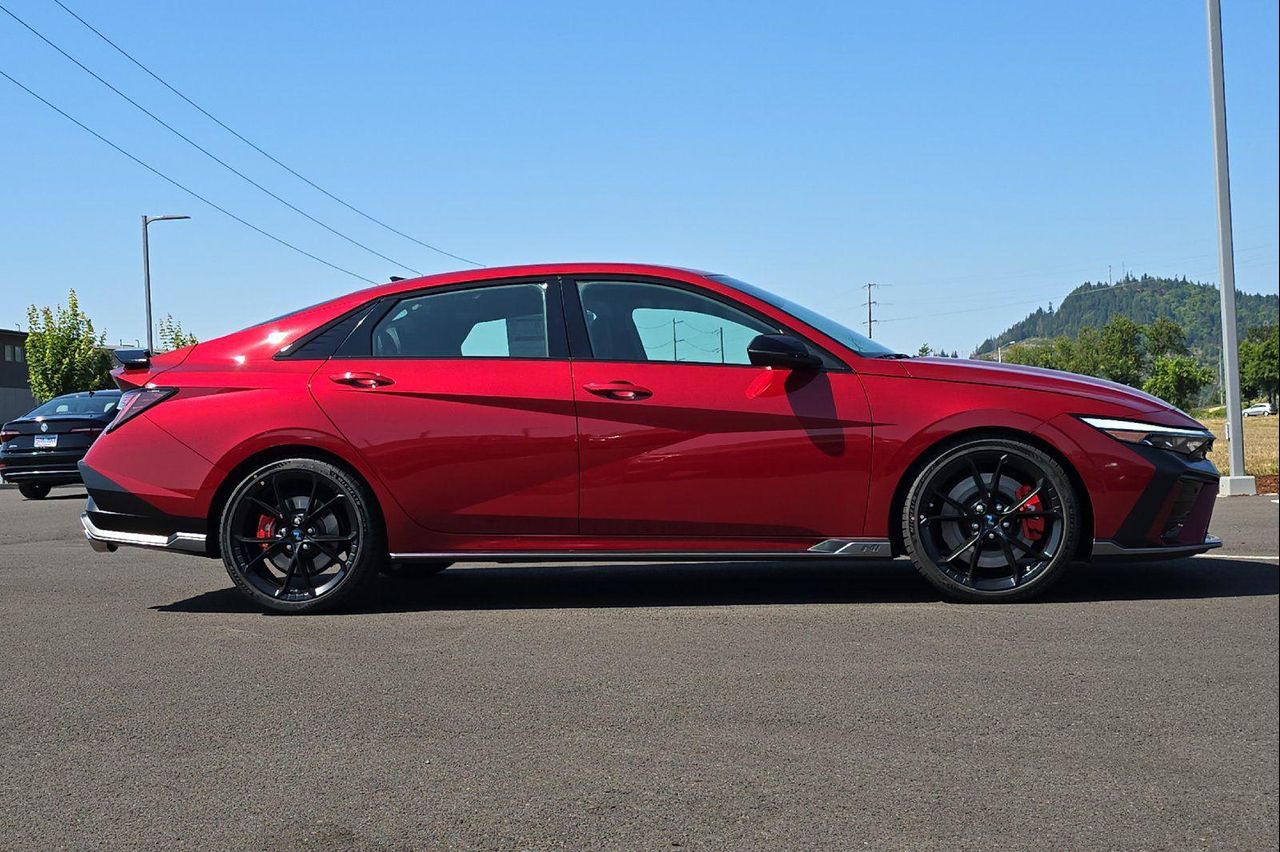 2025 Hyundai Elantra N photo 2