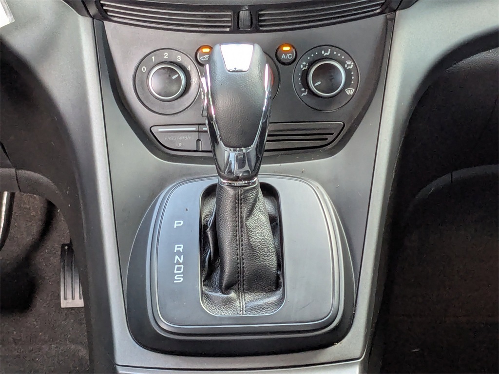 2014 Ford Escape S photo 15