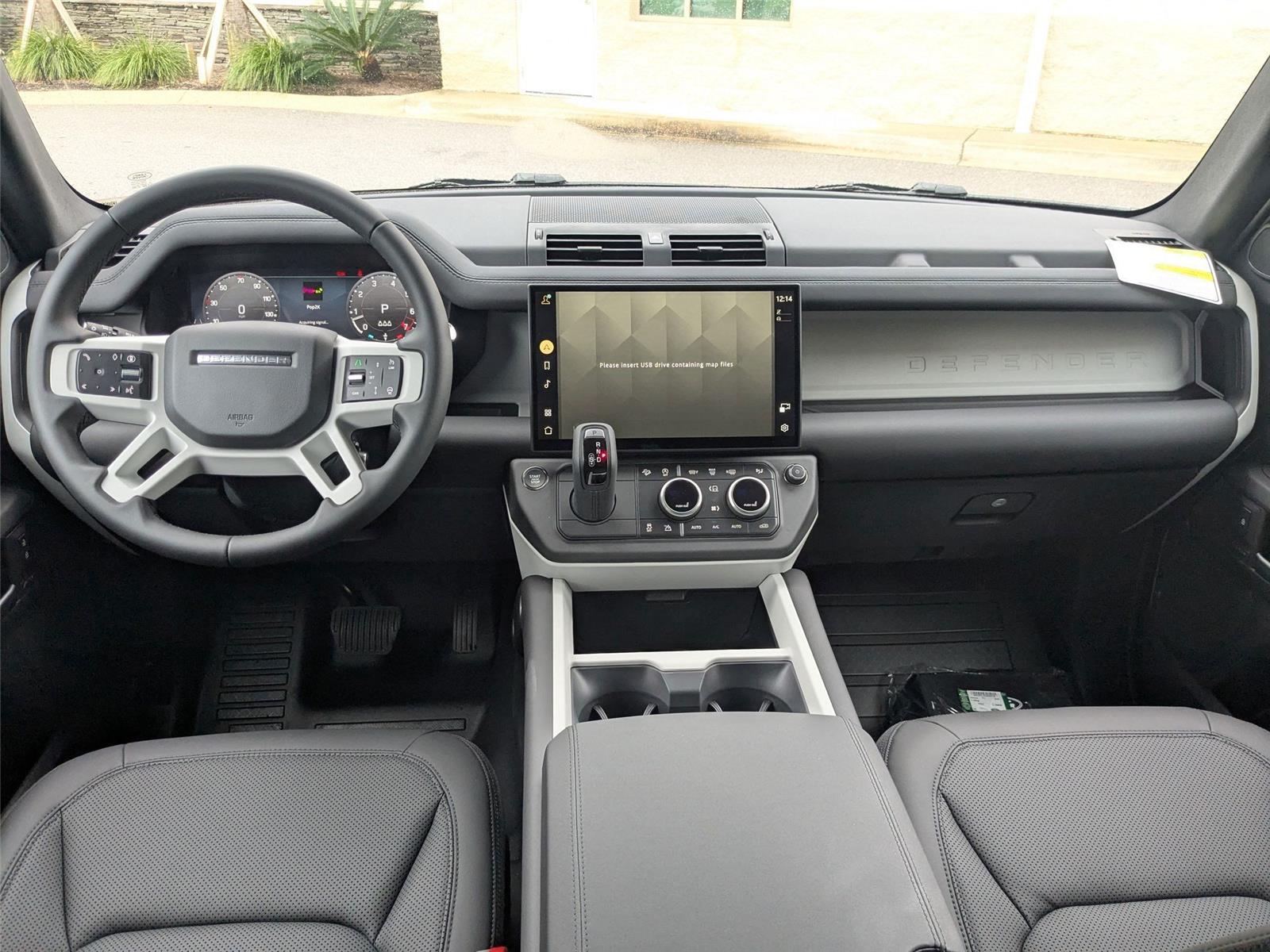 2026 Land Rover Defender 110 S photo 26
