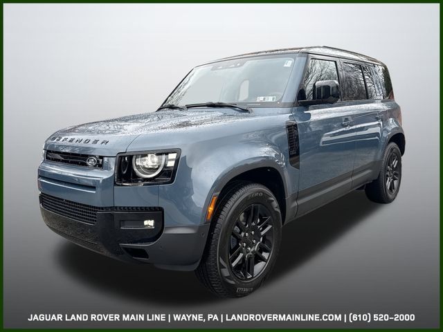 2026 Land Rover Defender S's photo