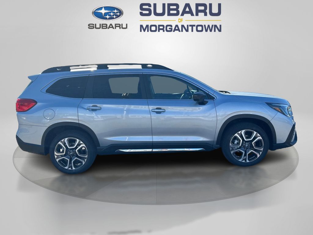 2025 Subaru Ascent Limited photo 4