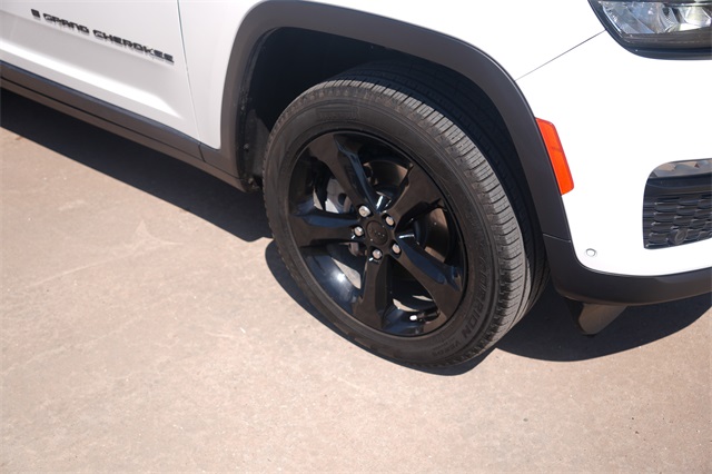 2024 Jeep Grand Cherokee Limited photo 10