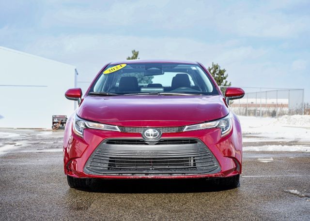 Used 2024 Toyota Corolla LE with VIN 5YFB4MDE8RP150418 for sale in Sturtevant, WI