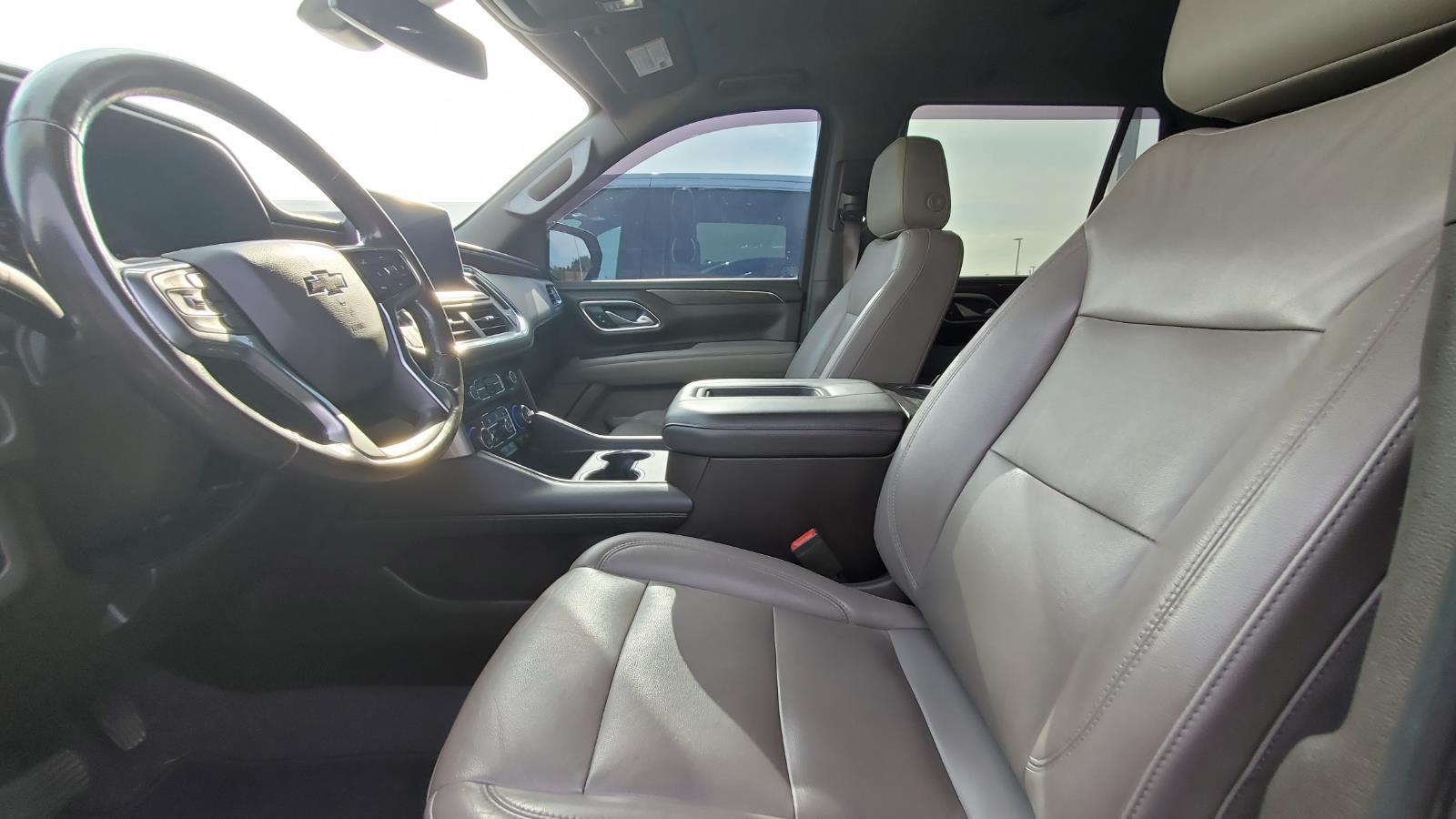2021 Chevrolet Tahoe Z71 photo 3
