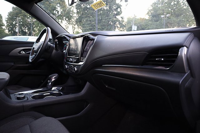 2023 Chevrolet Traverse Cloth photo 27