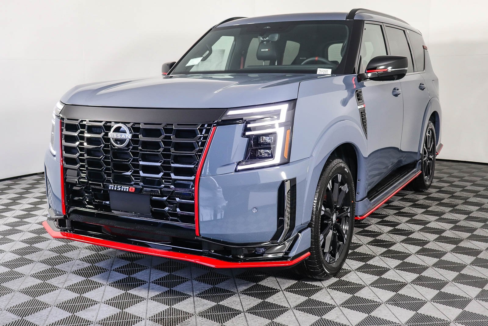 2026 Nissan Armada photo 3