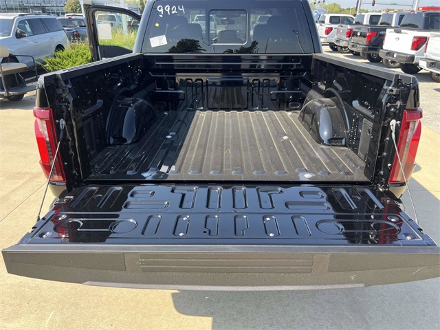 2025 Ford F-150 XLT photo 19