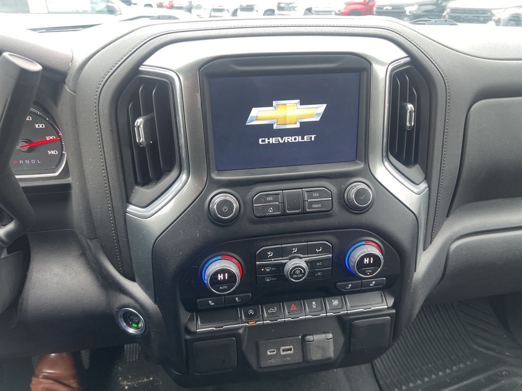 2022 CHEVROLET SILVERADO LTD - Image 11