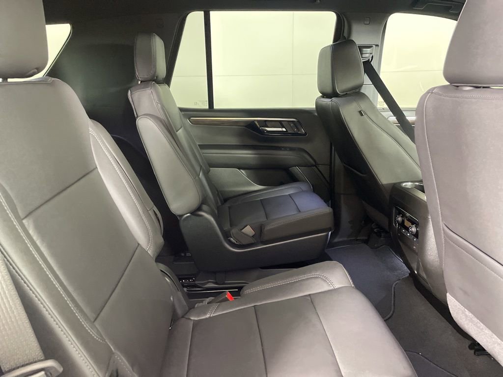 2025 Chevrolet Tahoe Z71 photo 17