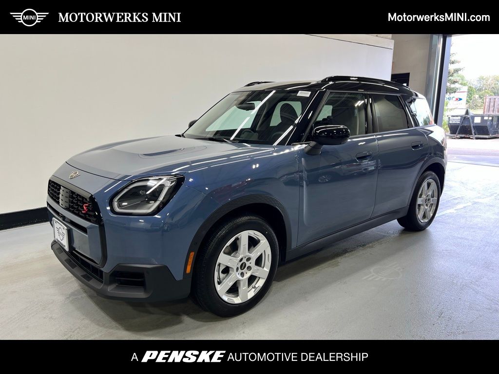 2025 MINI Countryman S's photo