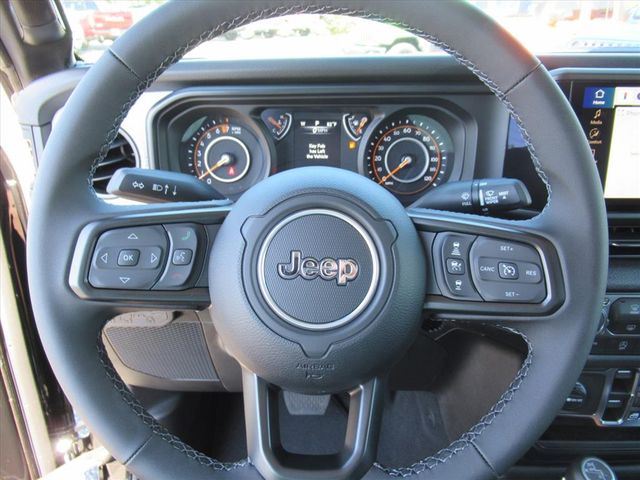 2025 Jeep Gladiator Sport S photo 21
